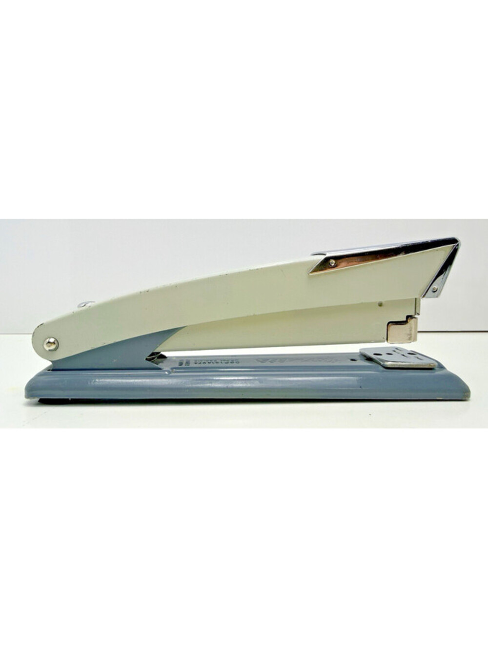 Vtg German Novus B22 Metal Stapler Mid Century Design Office Desk WORKS